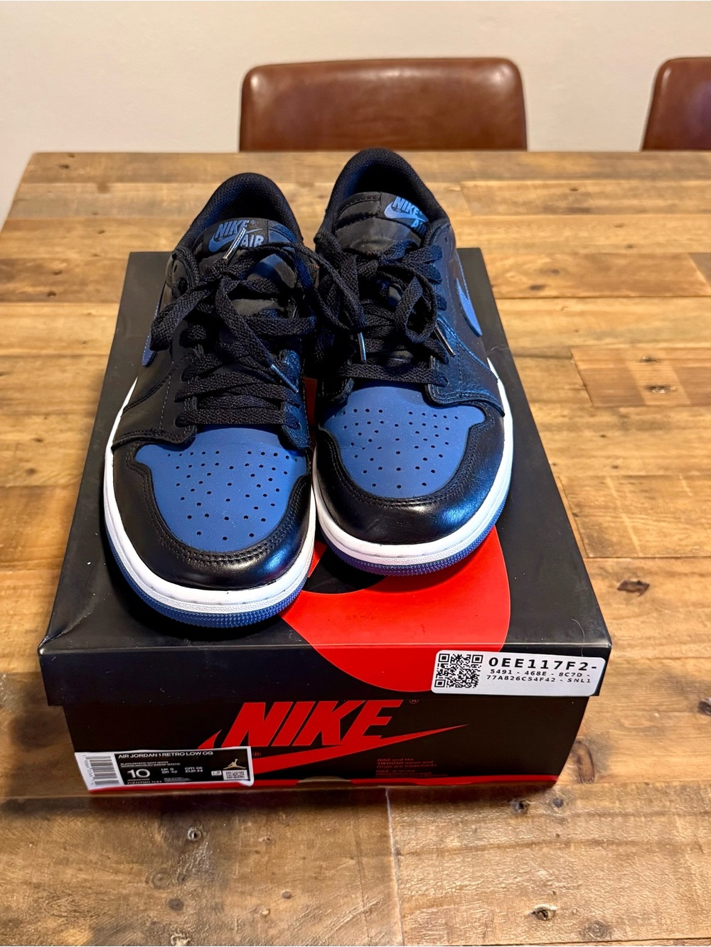 Nike Air Jordan 1 Retro Low Black & Mystic Blue, Size 10, Original Box - Picture 3 of 7